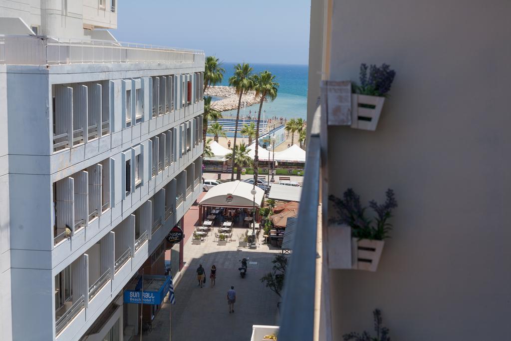 Mama Seaside Apartment Larnaca Ngoại thất bức ảnh