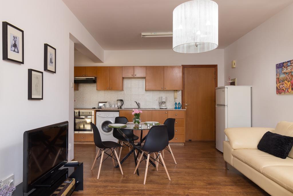 Mama Seaside Apartment Larnaca Ngoại thất bức ảnh
